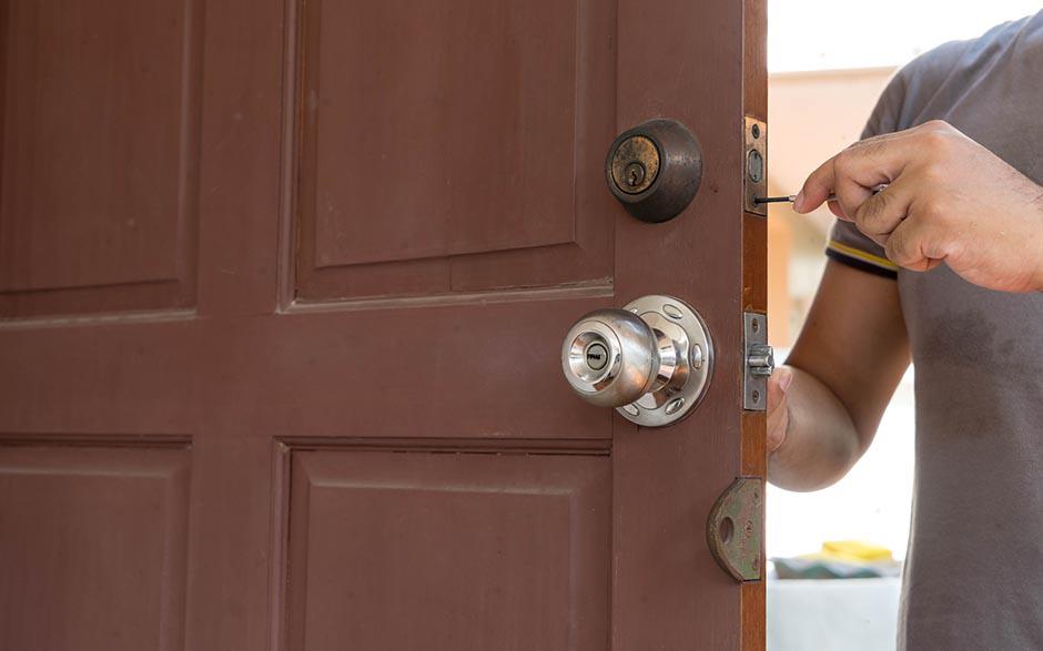 ouvrir une porte de chambre sans clé Sarcelles